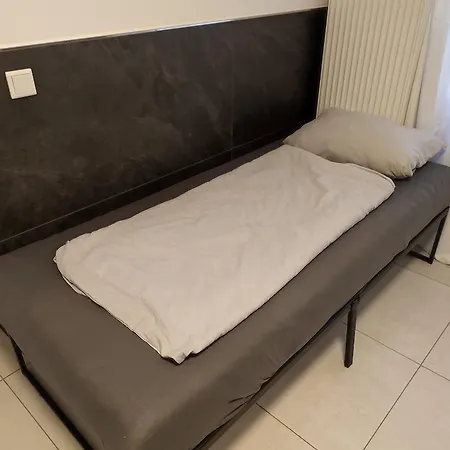 Modern Renovated For Work And Family