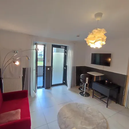 Modern Renovated For Work And Family *