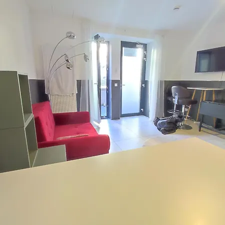 Modern Renovated For Work And Family Apartment Wiesbaden